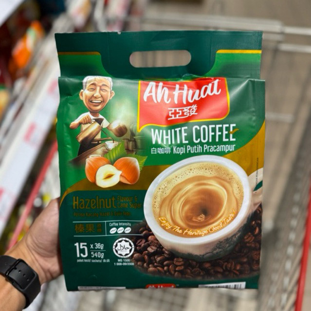 

ah huat coffee extra rich / hazelnut / white coffee/ kopi O / gold medal / pracampur isi 15 sachet / kopi C isi 20 sachet