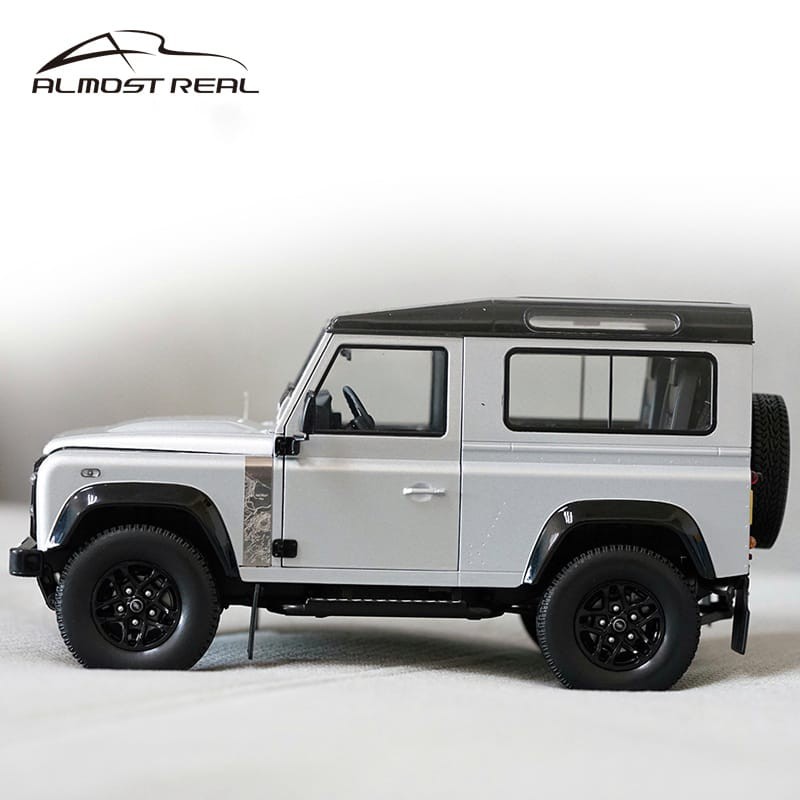 ALMOST REAL 1:18 LAND ROVER DEFENDER 90 2 MILLIONTH COMMEMORATIVE