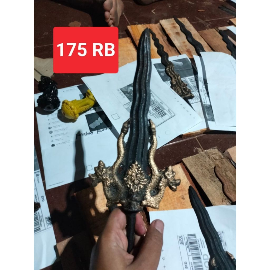 tombak naga termurah dari Wesi aji naga kembar termurah sepuh Majapahit sepuhan