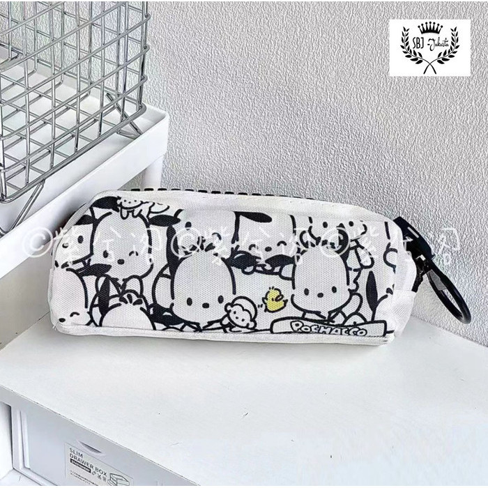 

TERLARIS! Tempat Pensil Kotak pensil Softcase kanvas Sanrio resleting besar - Pochacco Hitam