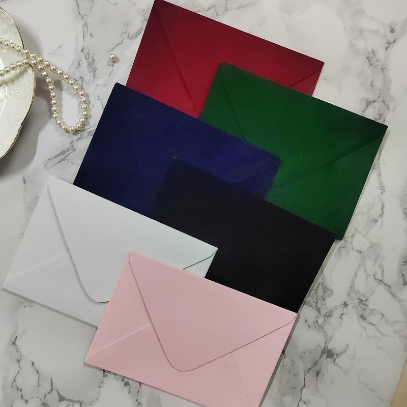 

50pcs Luxury Velvet Envelope Red Green Navy Blue Pink Black Velvet Envelope for 5x7 inch and 6x6 inch Wedding Invitation Cards