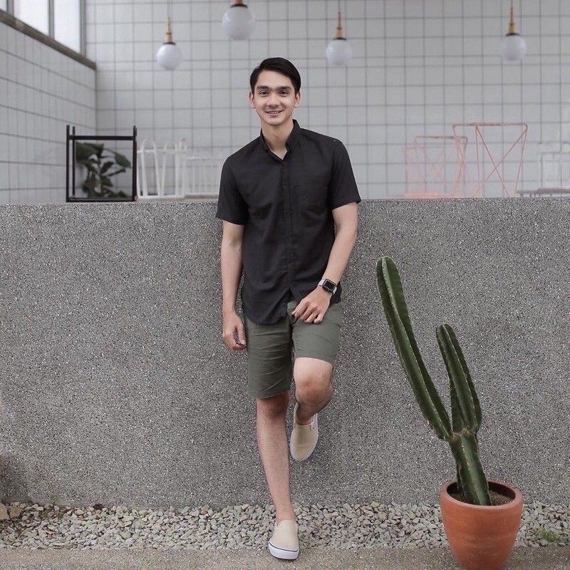 kemeja polos pria lengan pendek hitam putih army navy coklat distro style korea