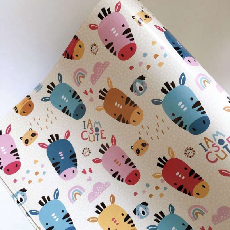 

Kertas Kado Cute Giraffe