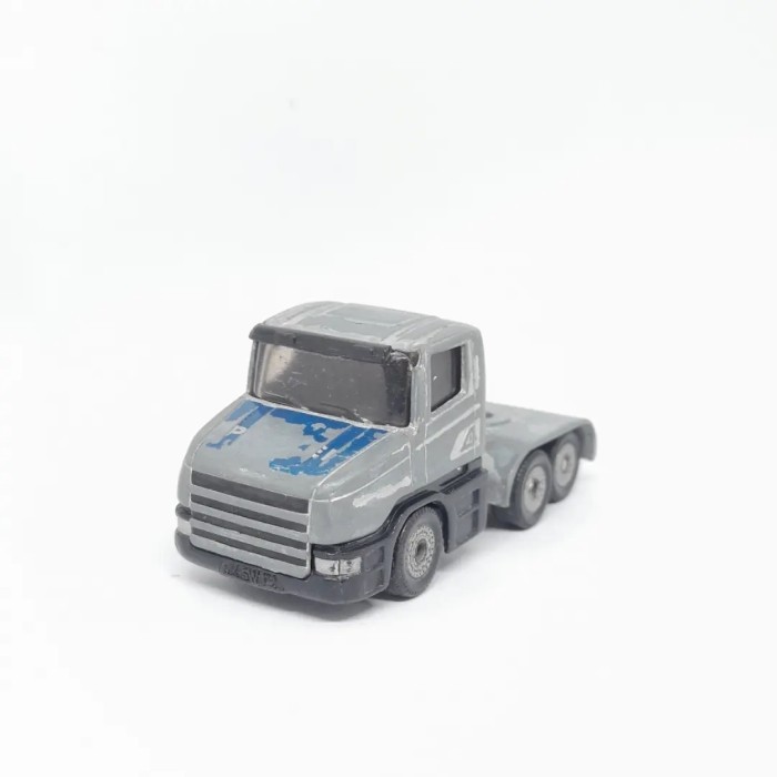 TOY Scania Truck  Siku Diecast Skala 64  Truk