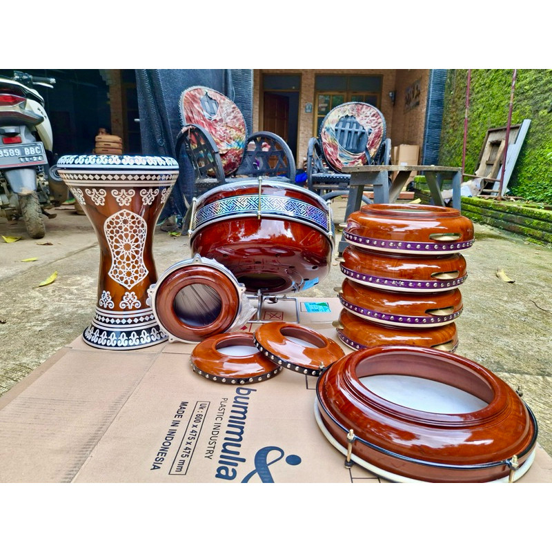 satu set hadroh dengan bas banjari/ satu paket hadroh dengan bas banjari/ 1paket hadroh dengan bas b