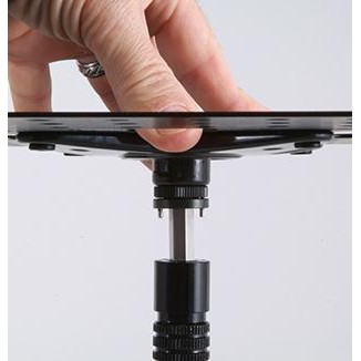 

TRIAD ORBIT IO-DESK - IO-EQUIPPED DESK BMJ