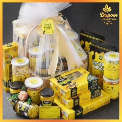 

Hampers Lebaran Carica Premium Merk Gemilang Oleh Oleh Khas Wonosobo