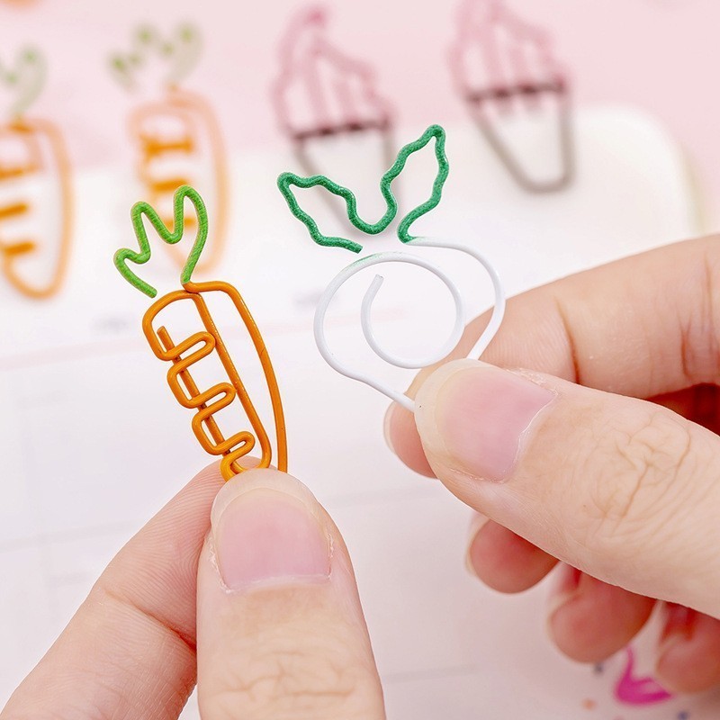

Ellen Brook 10 Pieces Cartoon Creative Carrot Metal Office School Supplies Cute Paper Clips Gift