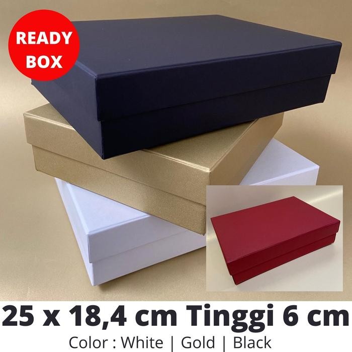 

Gift box/ kotak besar/ kotak hadiah/ box parcel/ hampers - Hitam