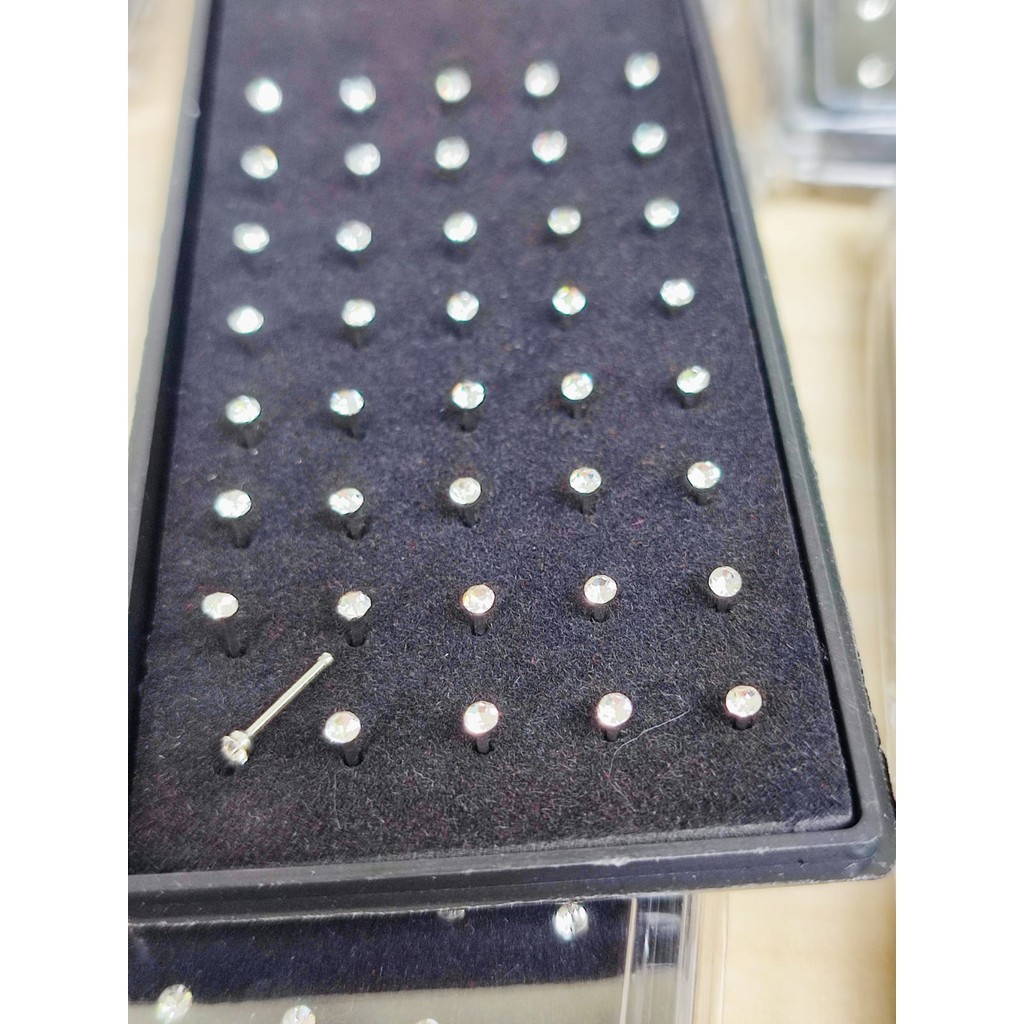 BISA COD. ANTING TINDIK HIDUNG (BOX MIKA 40 PCS) / ANTING TINDIK INDIA HIDUNG NOSE STUD SURGICAL STE