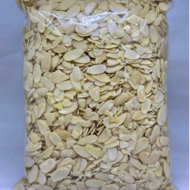 

ALMOND SLICE MENTAH grd B 500 gr