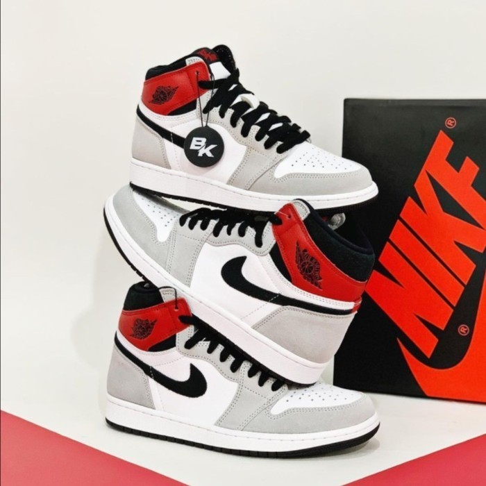 AIR JORDAN 1 HIGH LIGHT SMOKE GREY GS