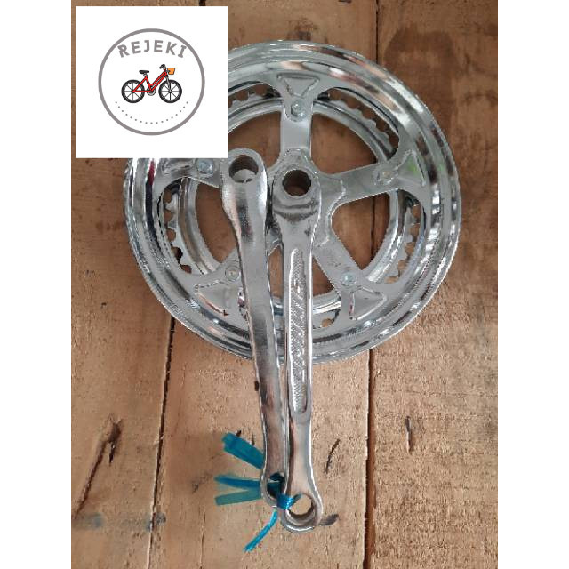 PIRINGAN/ CRANK GIR DEPAN SEPEDA  UNTUK SEPEDA MTB, LIPAT CHROME  SIMHWA 44 T 2 SUSUN