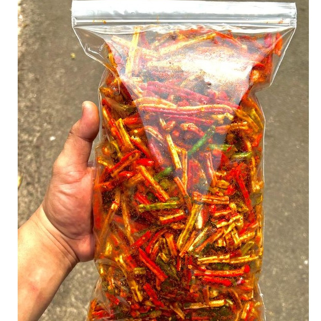 

Kerupuk Seblak Kerupuk Jaat Beton Bantet Pedas Daun Jeruk Bumbu melimpah/kerupuk jaat original 500 gr Snack Bandung