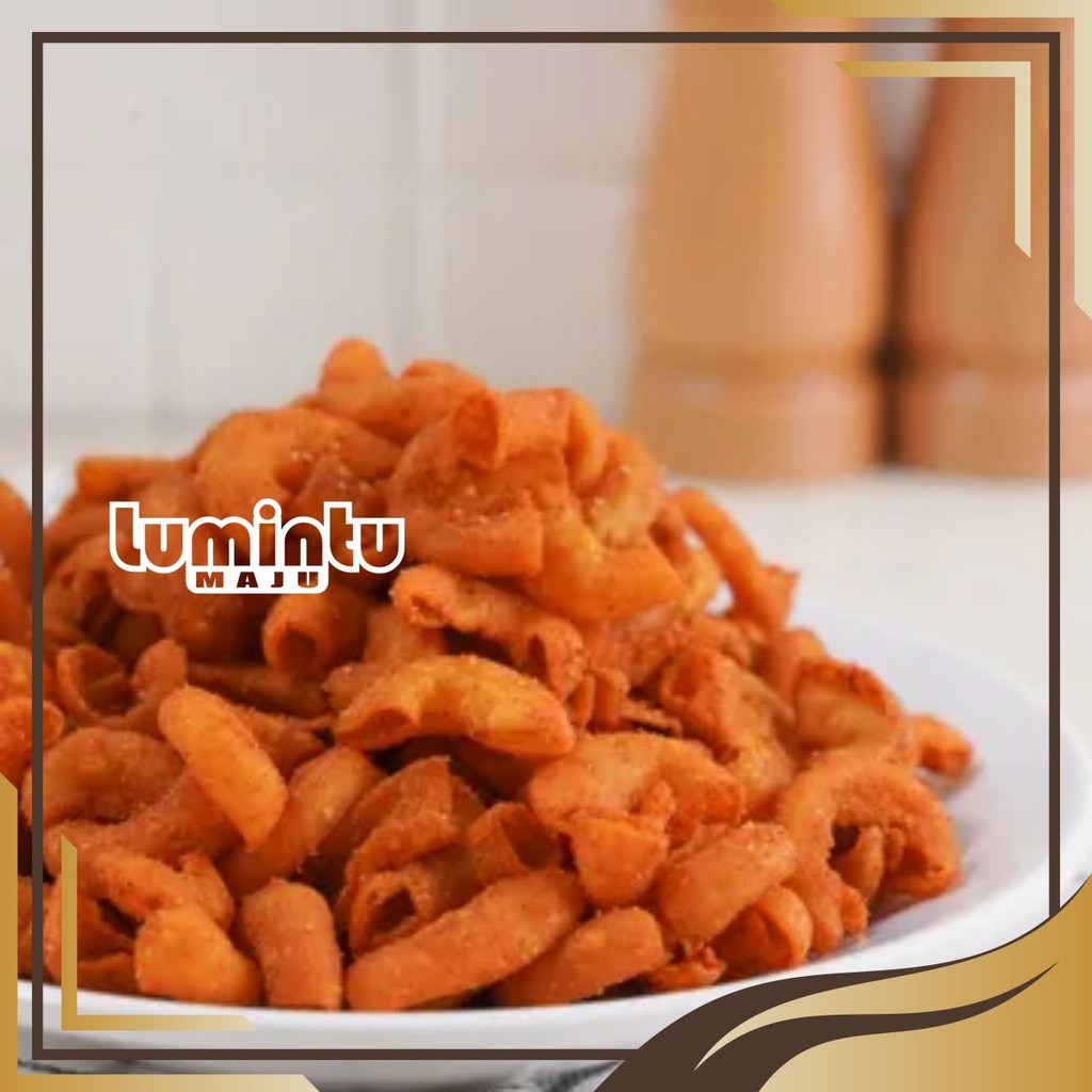 MAKARONI PEDAS HOT DAVRONAS 290 GR / camilan, snack Dan oleh-oleh khas Magelang