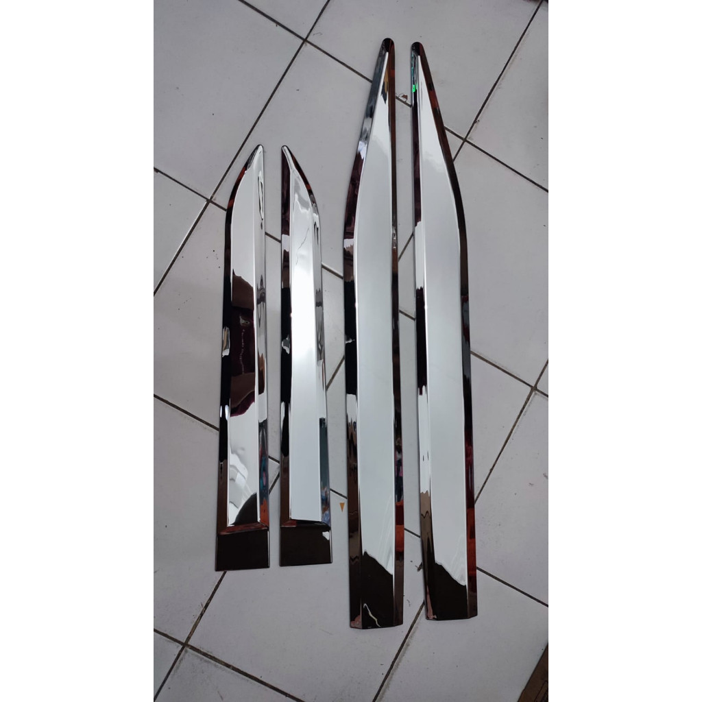 List body samping mobil all new rush terios 2018 up chrome - hitam