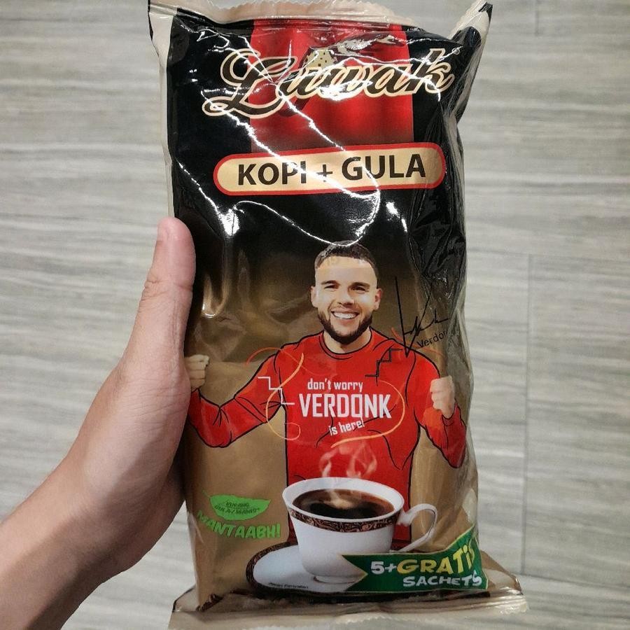 

Luwak Coffee Kopi Instant dengan Gula ( isi 5+2 Sachet )