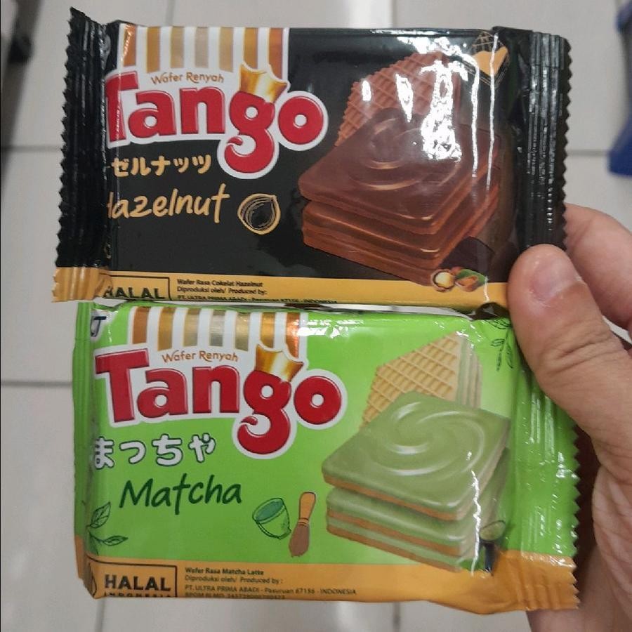 

Tango Biskuit Wafer Lapis Krim 33gr Rasa Hazelnut / Matcha