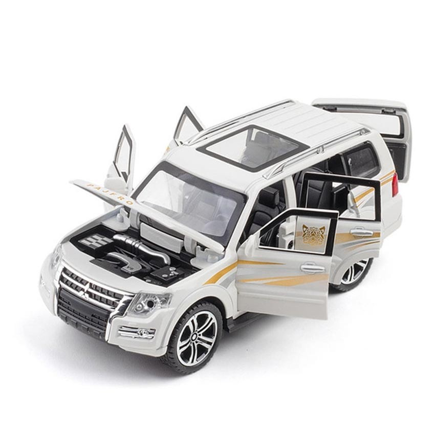 Pajero Die Cast Scale 1/32 Mitsubishi Pajero Sport Diecast Miniatur Mobil