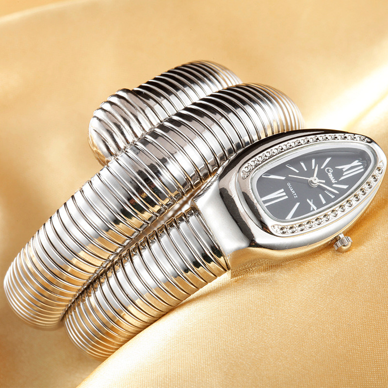 Trending Products 2023 Ladies Watches Luxury Gold Snake Winding Watches Women Fashion Quartz Bangle 