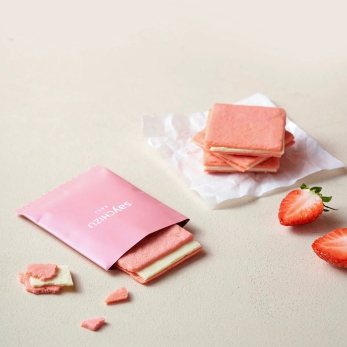 

Saychizu Cookies 10 pcs 150 g Asli Bali - Strawberry