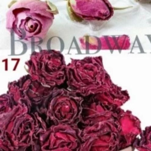 

Dried Flowers Cake Decorating Hiasan Topping Edible Flower Topper Kue set - No 17, 30 pcs PROMO !