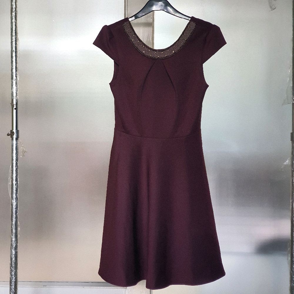F baju wanita dress gaun dorothy perkins maroon preloved second  Pesta Formal Kondangan Midi