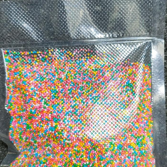 

Sprinkle Trimit Gula Butir Rainbow Hiasan Kue 1 Kg Baking - 500 Gr