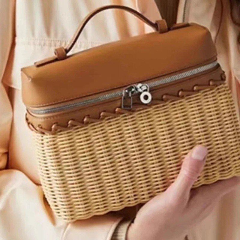 2025 Rattan Woven Montage Women Handbags Eco-Friendly Summer Vintage Rattan Bag Handmade Kintted Wov