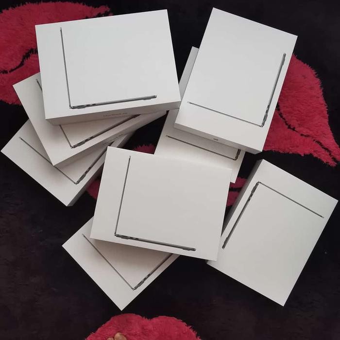 Terbaru Dus Box MacBook Air M2