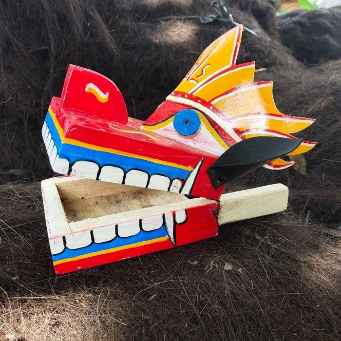 

* Kuda Lumping Seni Pentas Kepala Barongan Seni Pentas Kuda Lumping - KEPALA BARONGAN *