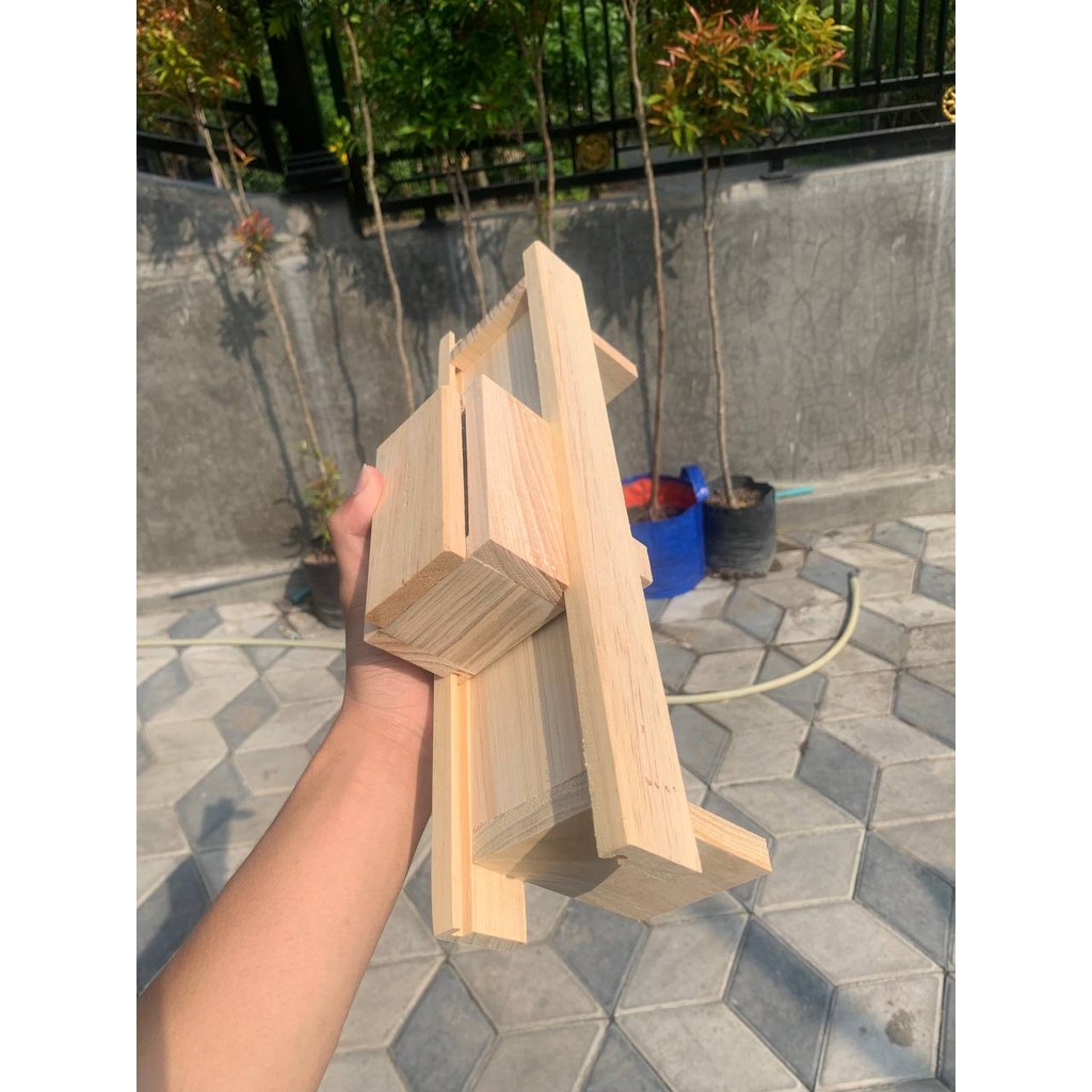 Parutan Murah/Parutan Kentang/Parutan Keripik Singkong/Pasah Bawang/ Kayu Pengiris Bawang Merah Paru