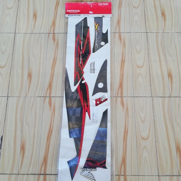 stripe grafik graphic striping sticker body kanan original ori honda supra x 125 x125 r new tahun 20