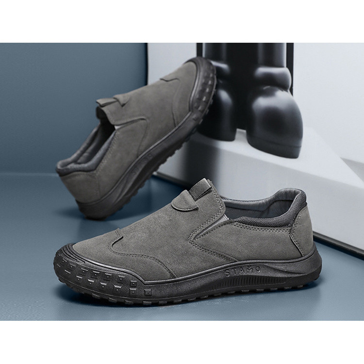 Sepatu slip on pria ringan keren import sneakers pria tanpa tali kanvas sepeda casual