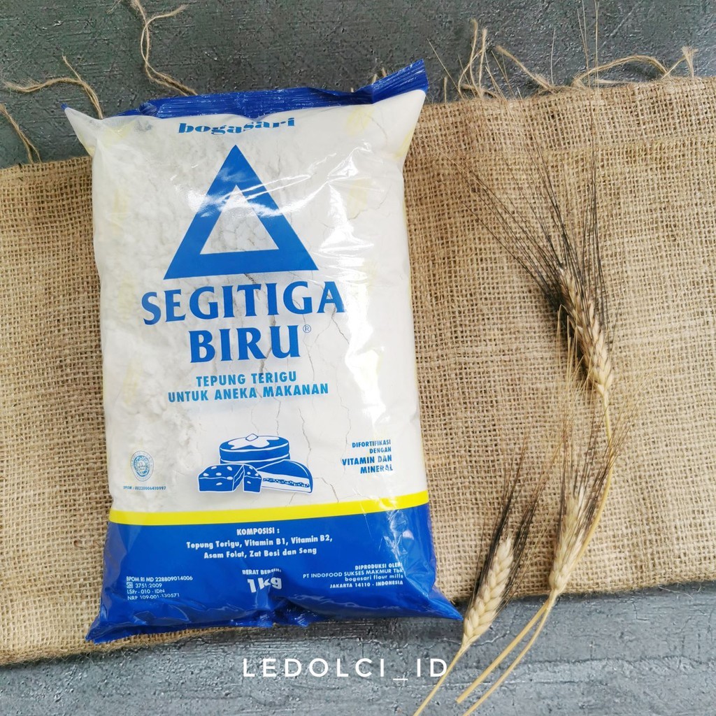 

TEPUNG TERIGU SEGITIGA BIRU PROTEIN SEDANG TERIGU SERBAGUNA EKONOMIS 1 KG