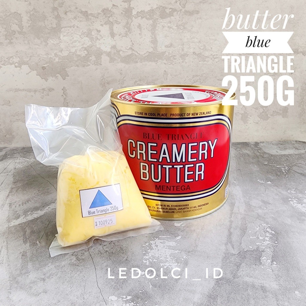 

BUTTER SEGITIGA MENTEGA SEGITIGA BUTTER BLUE TRIANGLE PLASTIK 250G
