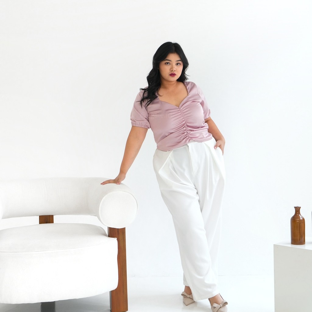 EGALE.ID - Heart Neck Satin Top | Plus Size Jumbo Size Big Size