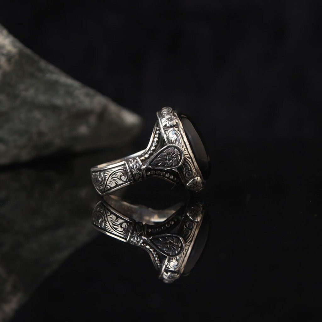 Miawmiaw_Id Cincin Batu Akik Wulung Hitam Cincin Pria Keren & Berwibawa