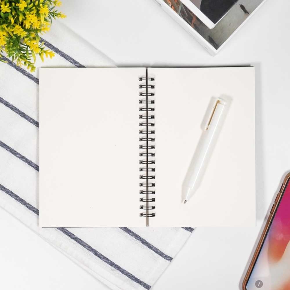 

SHIMASTR Toddi Buku Jurnal Softcover Notebook Diary 120GSM 96 Halaman Blank - BQ-N14