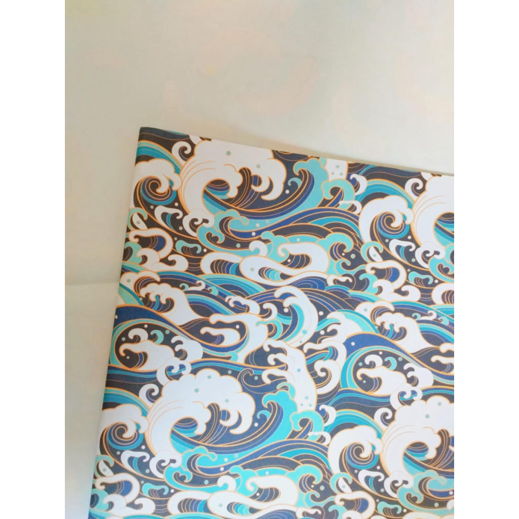 

Kertas Kado Batik Ocean Wave
