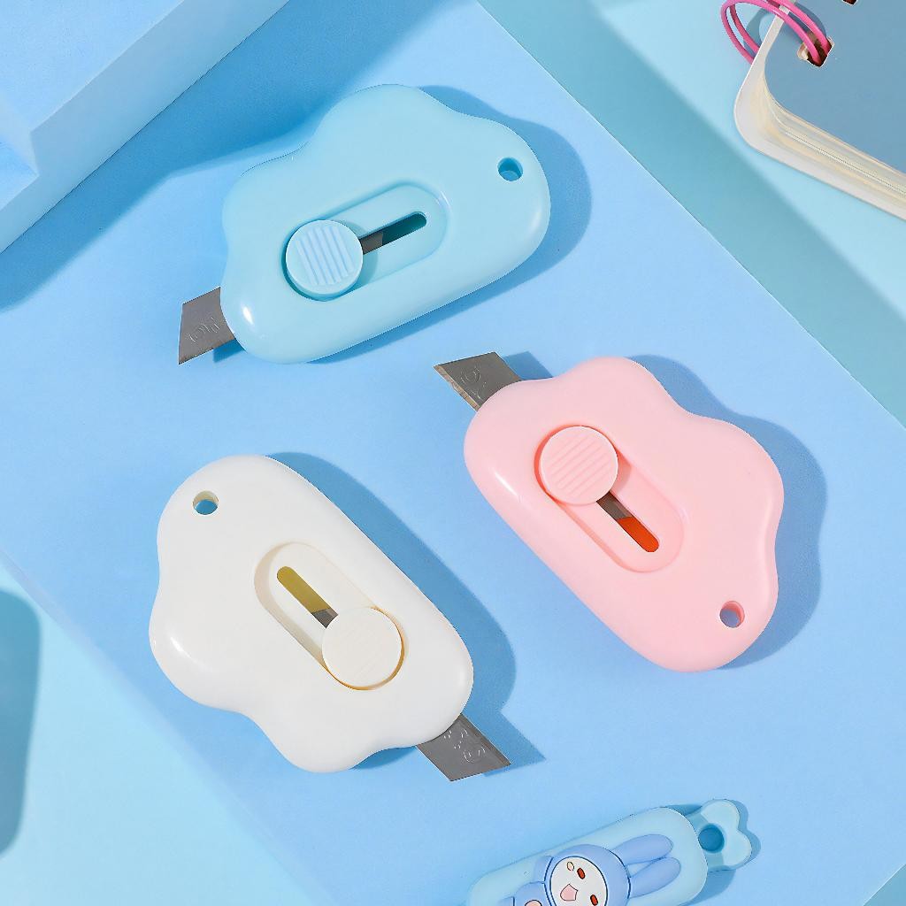 

Cutter Mini Lucu Pisau Kecil Pemotong Kertas Motif Awan Portable