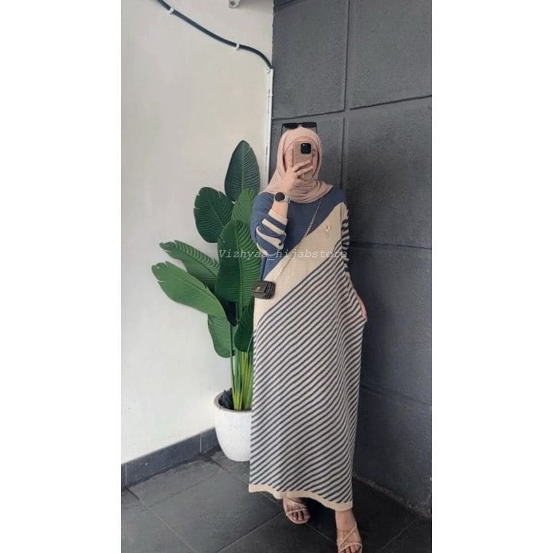 Kalila - Riani Gamis Rajutan Wanita / Gamis Rajut Wanita Terbaru Halus