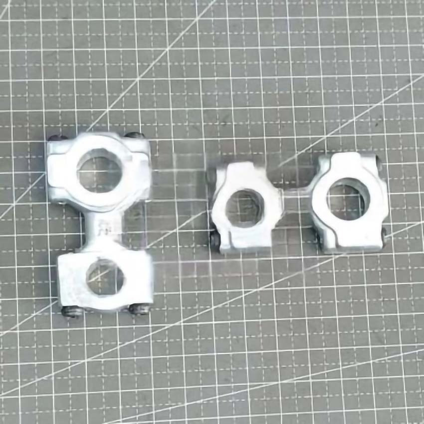 12122107 JUKI MO3600 MO6700 Angka 8 Looper Mesin Jahit Obras Industri