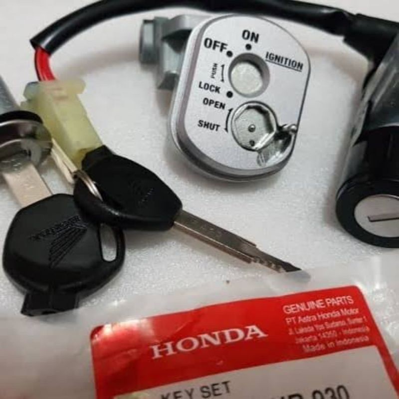 Kunci Kontak Set Honda Vario 110 Karbu Techno Cw Motor Sparepart