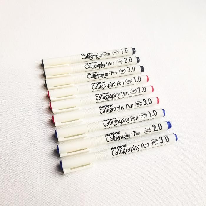 

Artline Calligraphy Pen EK-243 / Pena Kaligrafi - Merah 3.0