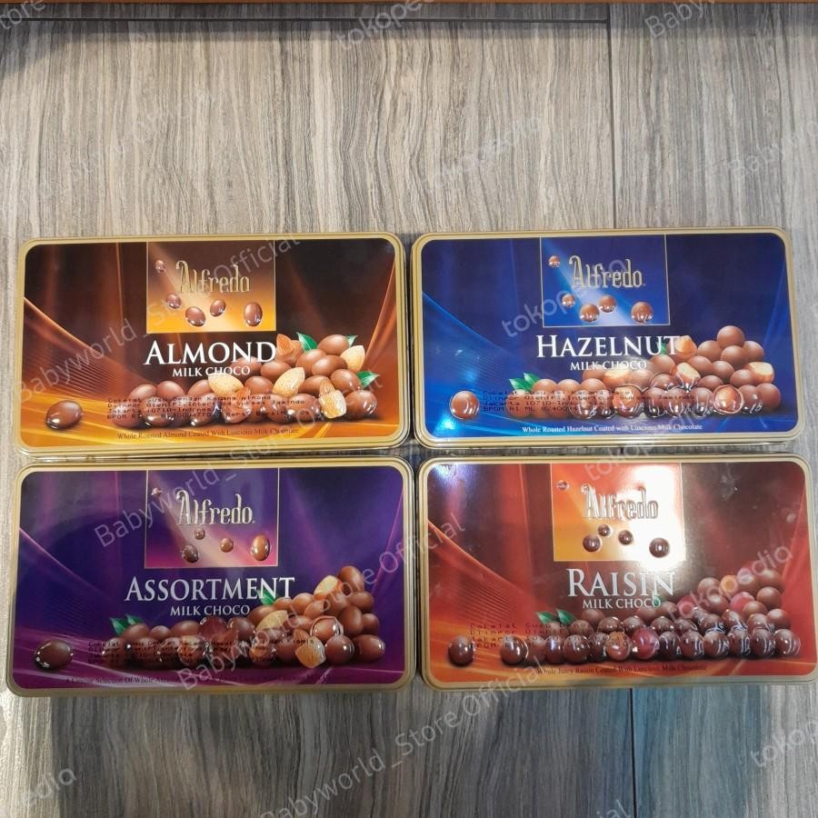 

Alfredo Coklat Import Kotak 180gr Varian Milk Almond / Hazelnut / Raisin / Assortment