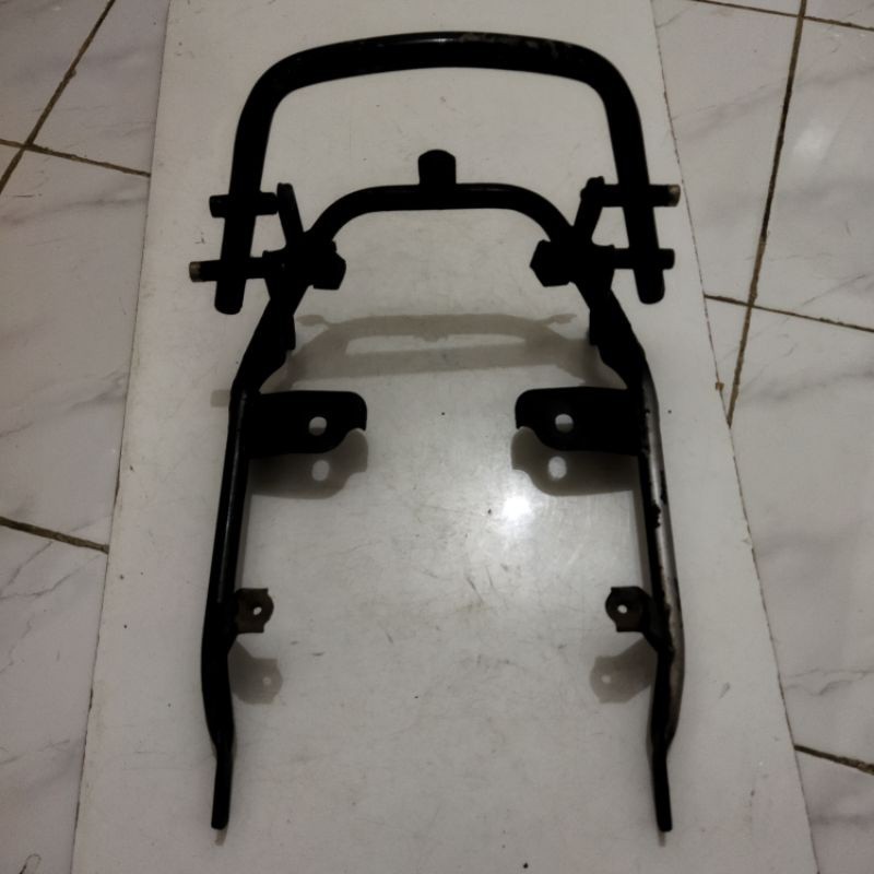 behel begel pegangan tangan jok belakang yamaha rx s rxs rx special spesial original