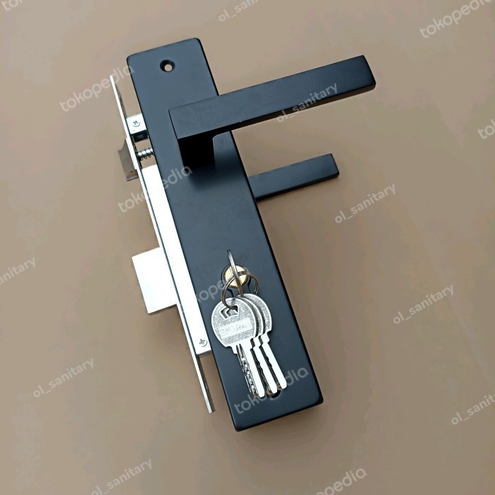 kunci pintu hitam satu set kunci rumah kunci pintu besar black