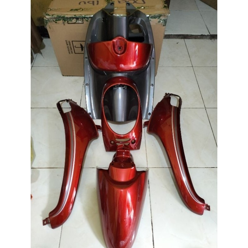 COD Body depan scoopy fi esp 2016 maroon body set depan scoopy MOTOR