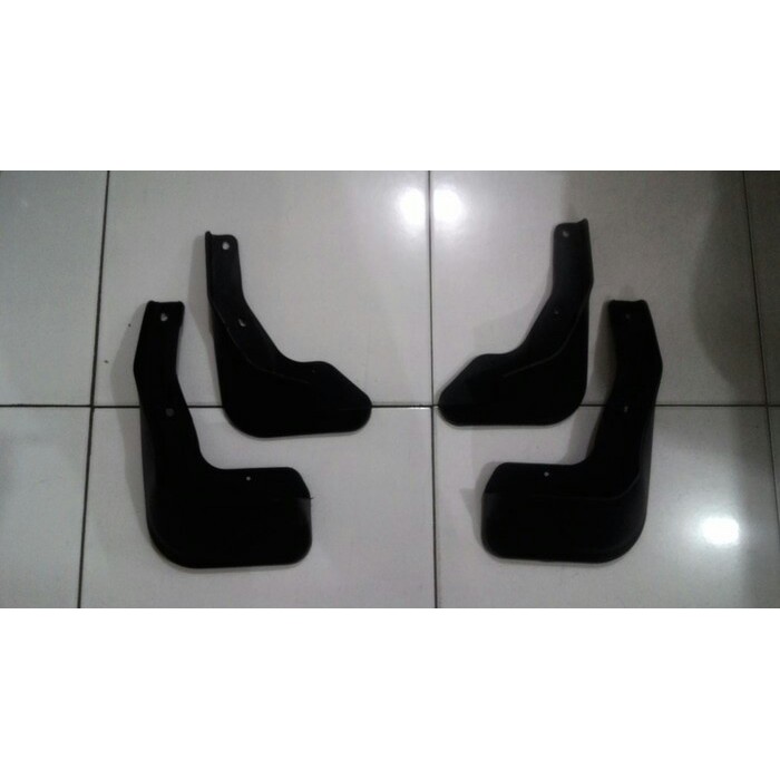 mudguard/karpet lumpur calya